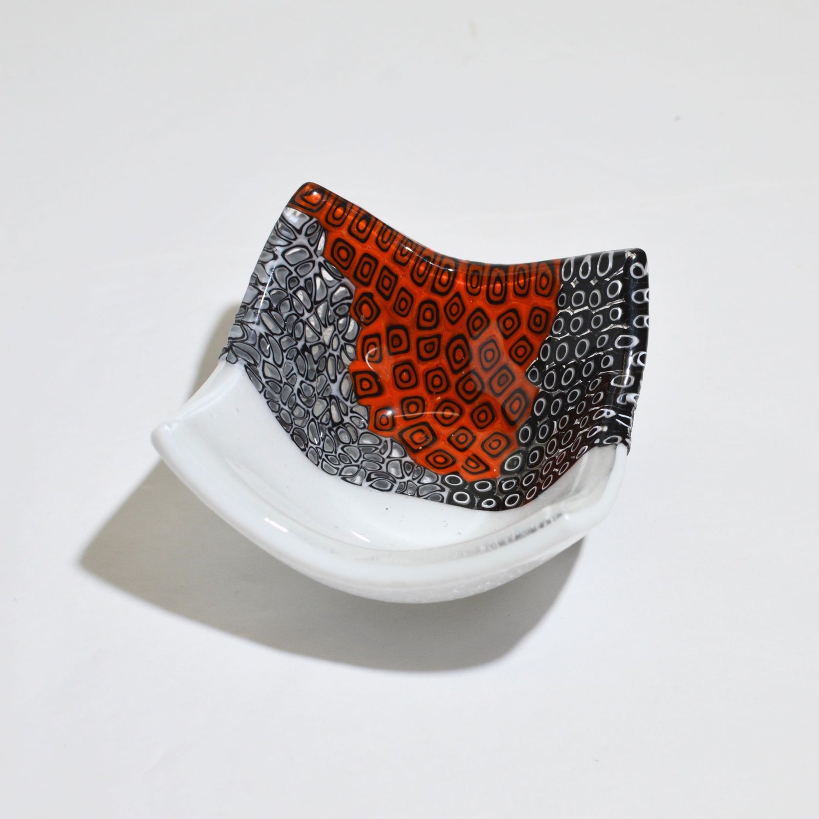 Murano Glass Oval Decorative Tessera Dishes - White - Red - Black - Size Options - My Italian Decor