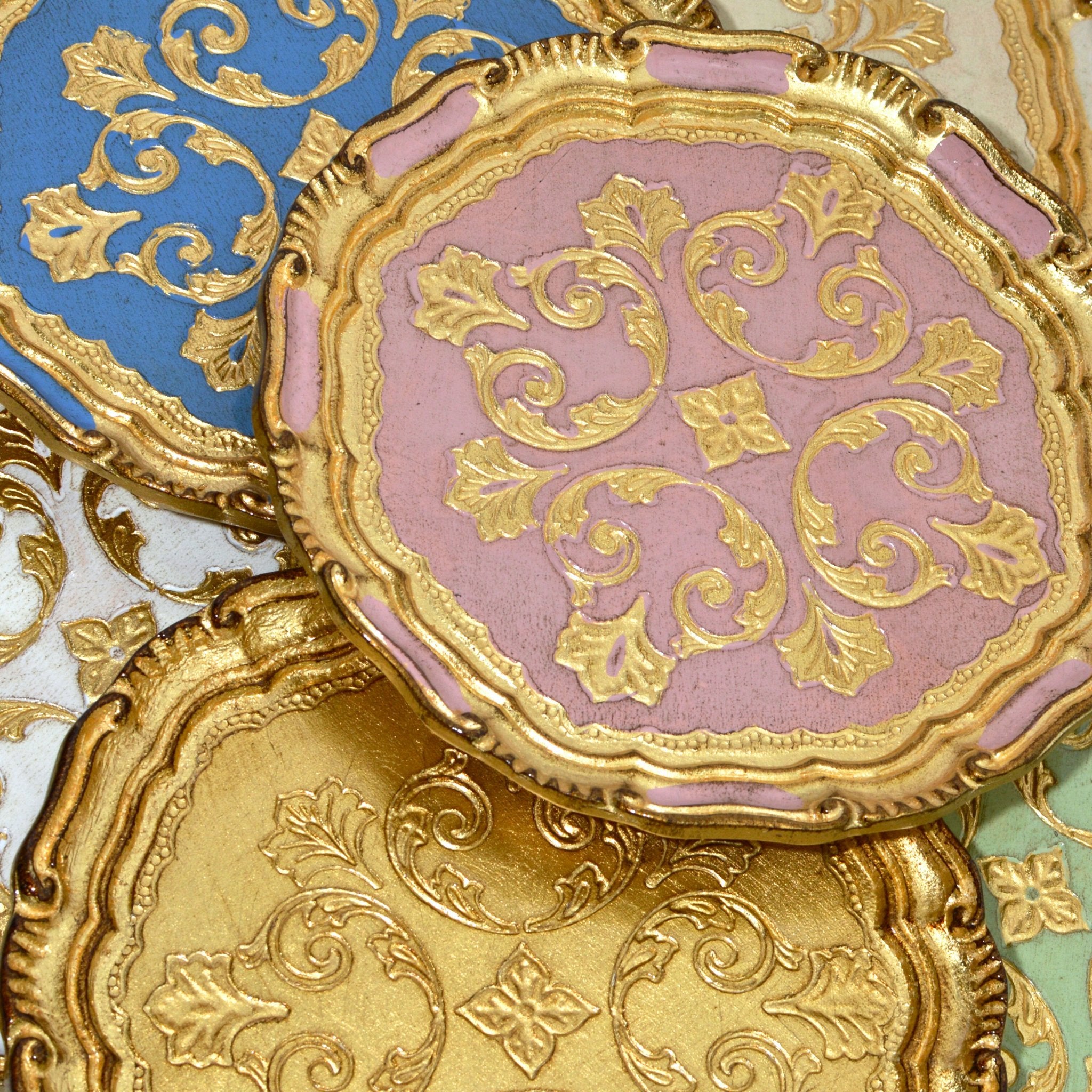 Decorative Florentine carved gilded wood circle tray with intricate patterns, made in Italy, by My Italian Decor.