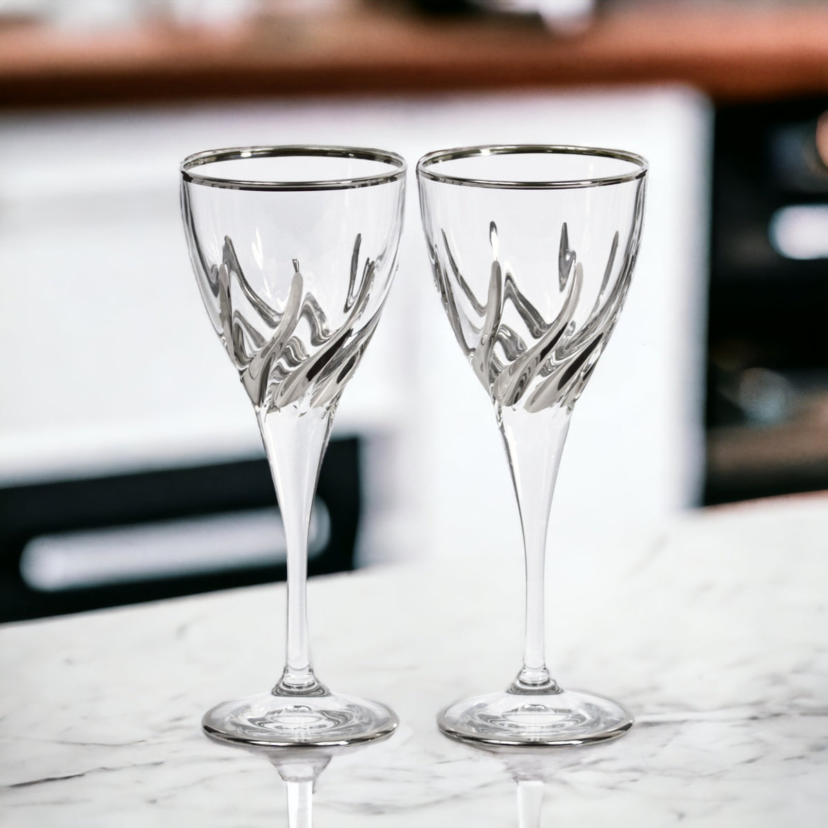 Trix Wine Glasses, Set of 2, Platinum, Made in Italy - My Italian Decor