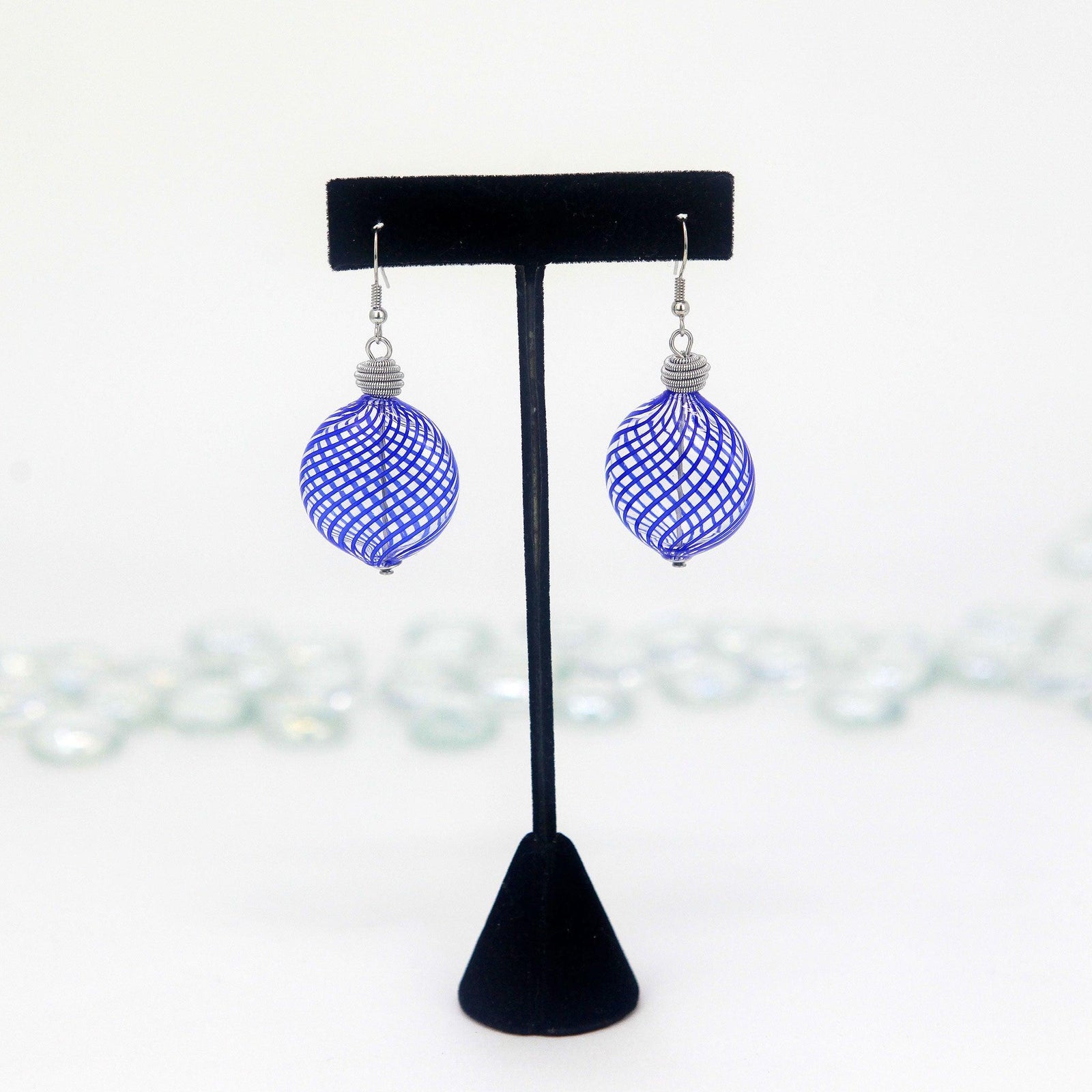 White Murano glass penny bead earrings with filigrana design in assorted colors, handmade Italian jewelry by MyItalianDecor
