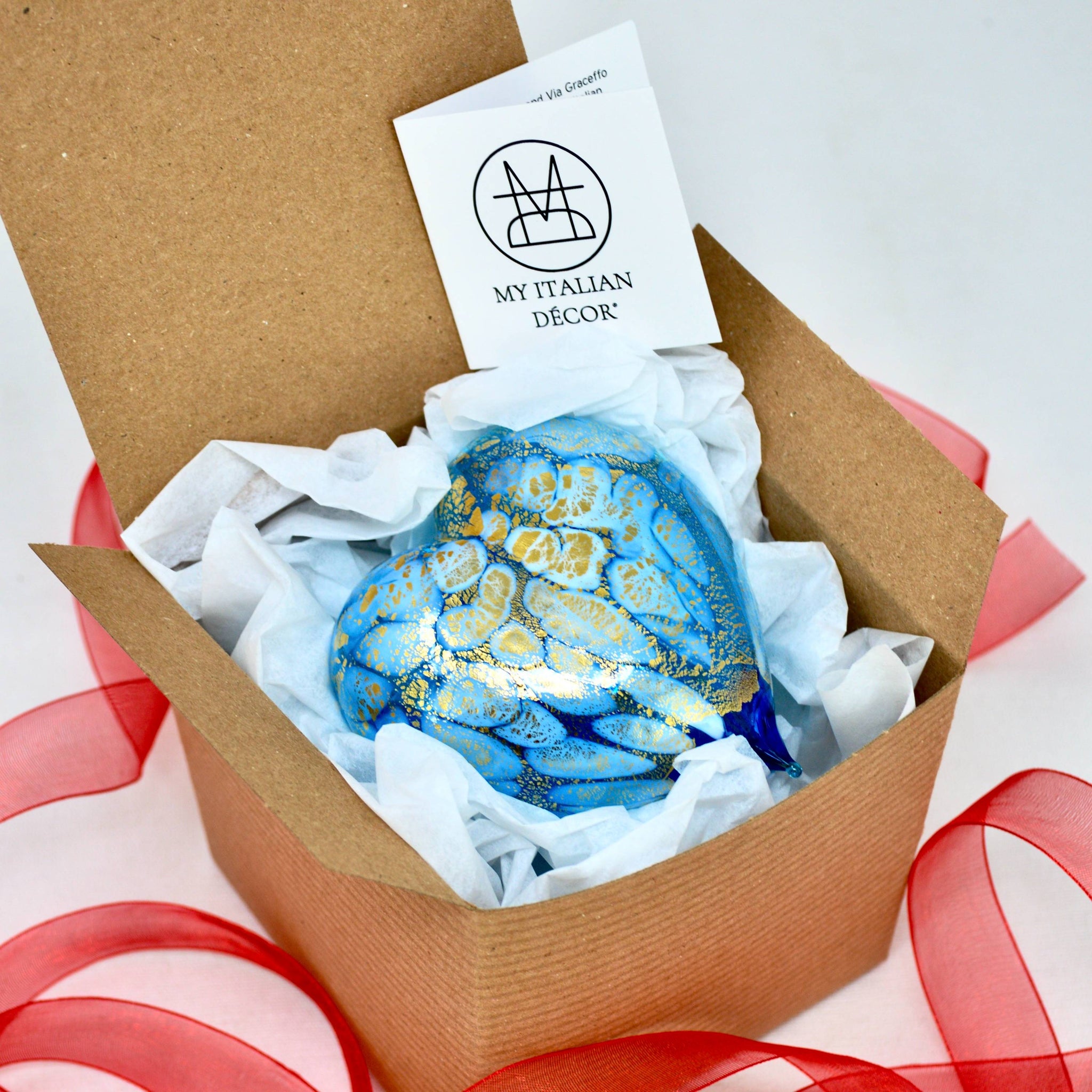 Turquoise Murano blown glass heart figurine with macchia design and 24 kt gold patina, crafted by MyItalianDecor.